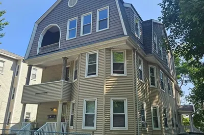 60 Lakewood St 1