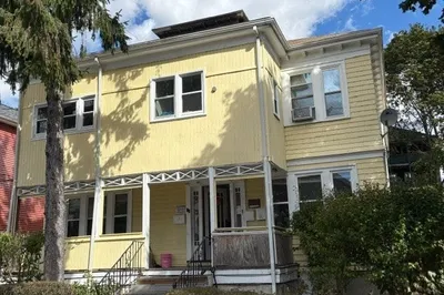 23 Tennis Road #1 1