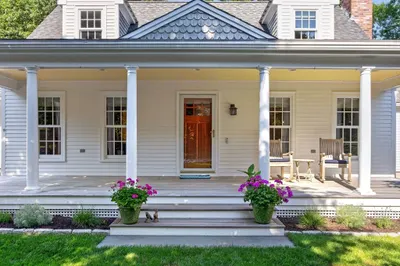 16 Widow Coombs Walk