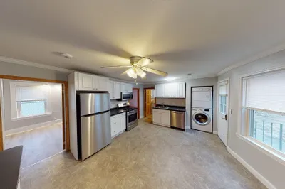 22-24 Gladstone Street #1 1