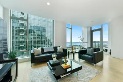 133 Seaport Blvd #1720