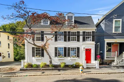 195 Washington Street 1