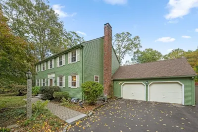 7 Fawn Rd