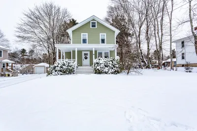 107 Center St 1