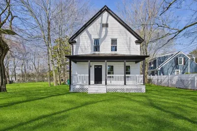 12 Sherman St 1