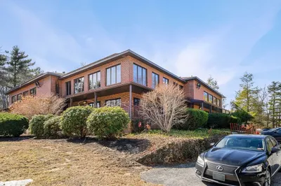 135 Folly Mill Rd