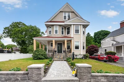 225 Grove St 1