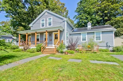 9 Corticelli St 1