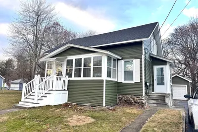 9 Idalla Ave