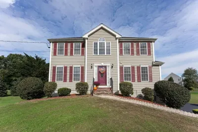 8 Britton St 1