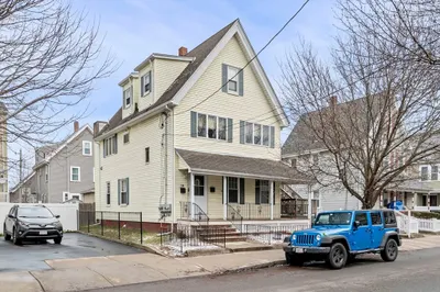 18 Chestnut St