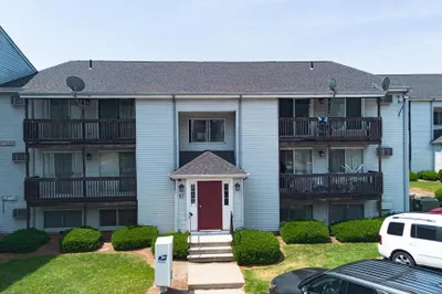 11b Gibbs St #B25