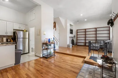 113 W Dedham St #113