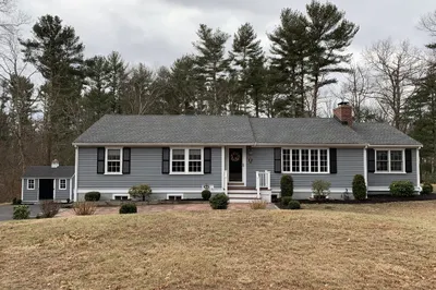 54 Stagecoach Rd 1