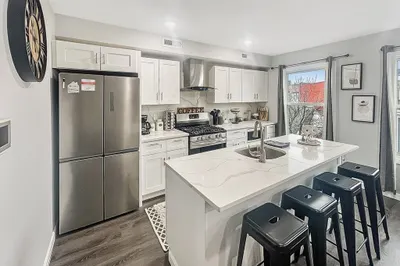 67 Cottage St #3