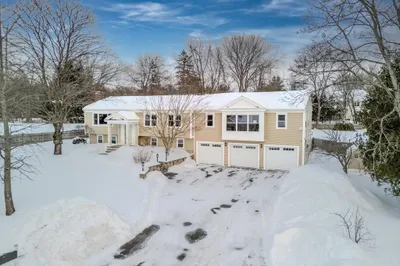 4 Richard Cir 1