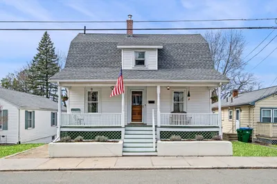 26 Ames St