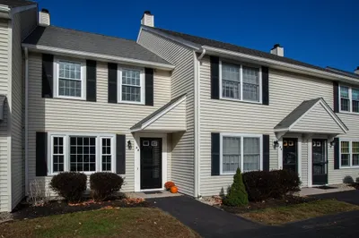 728 Auburn Street #F3 1