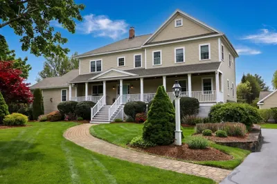 8 Turner Drive 1