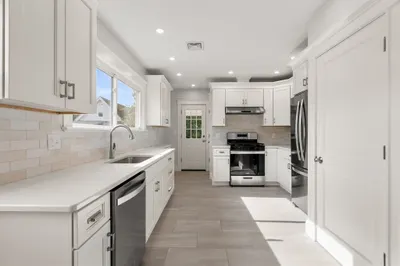 46 Winter St #2