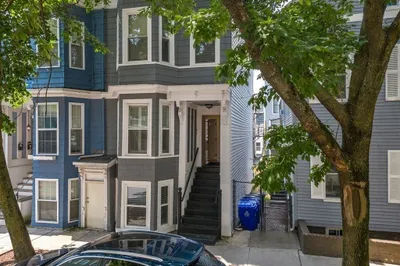 433 W 4th Street #1
