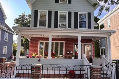 17 Farragut Avenue #2 1