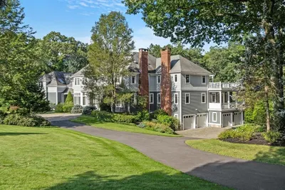 15 Stratford Way 1
