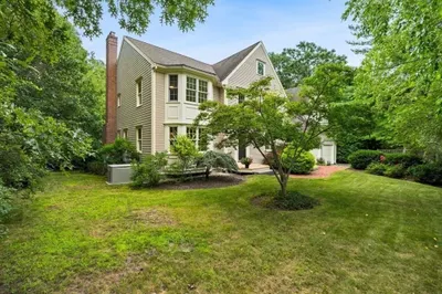 95 Little Herring Pond Rd 1