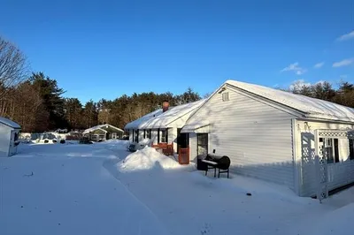 8 Squannacook Ter