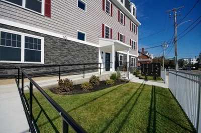 693 Western Ave #404