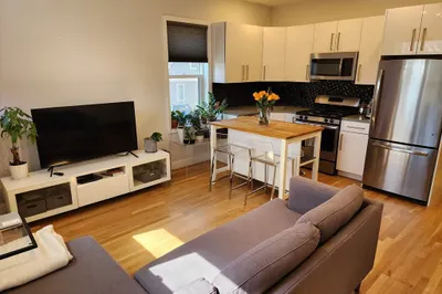 157 Salisbury Rd #2