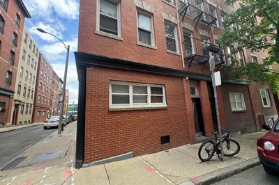 35 Charter Street #6
