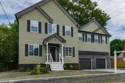 79 Holmes Rd 1