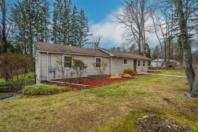 70 Leverett Rd