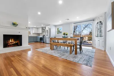 233 Lowell St #1 1