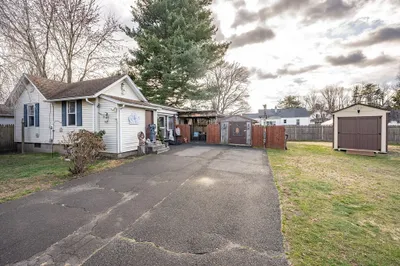 61 Dartmouth St 1