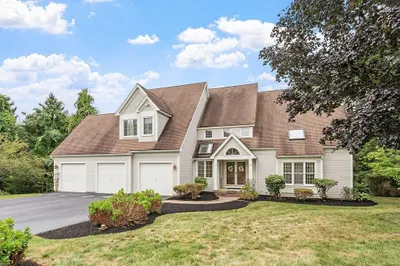 8 Abigail Drive 1