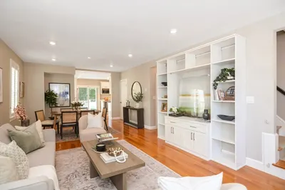 23 Waverley Ave #23