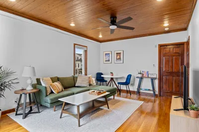 674 E Broadway #2
