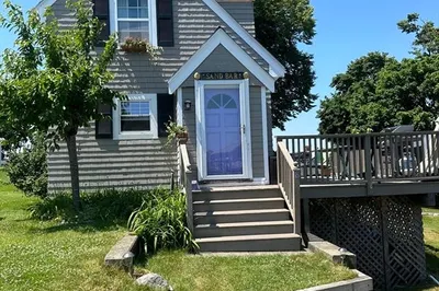 8 Cove Road 1