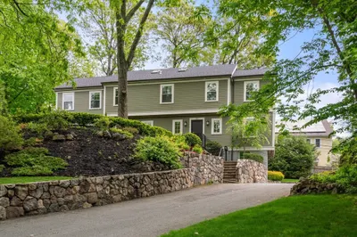 51 Baker Circle 1
