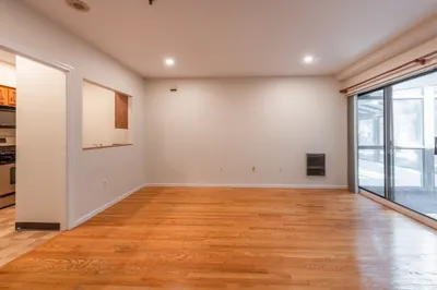 147 Kelton St #305 1
