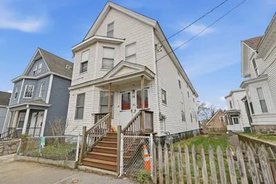 18-20 Phillips St