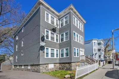 48 Hosmer St #2 1