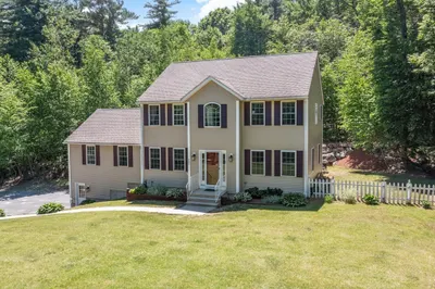 682 Ashburnham Hill Rd 1