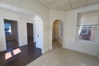 60 Prince Street #9