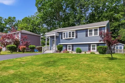 48 Oak Knoll Rd