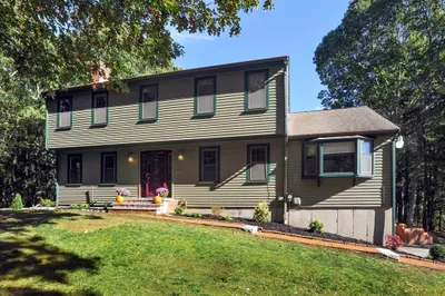 102 Pioneer Trail 1