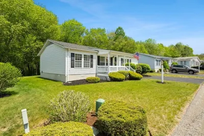 84 Trailwood Drive