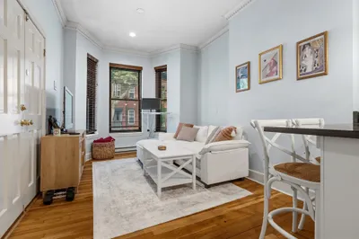 290 K St #2 1